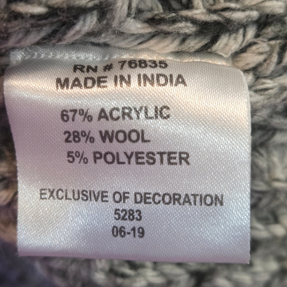 Mimi & Maggie Gray Knit Sweater - Picture 6 of 7